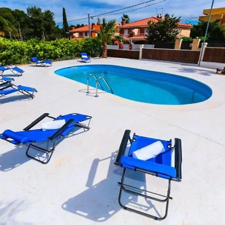 Global Bianca, Con Piscina Privada *